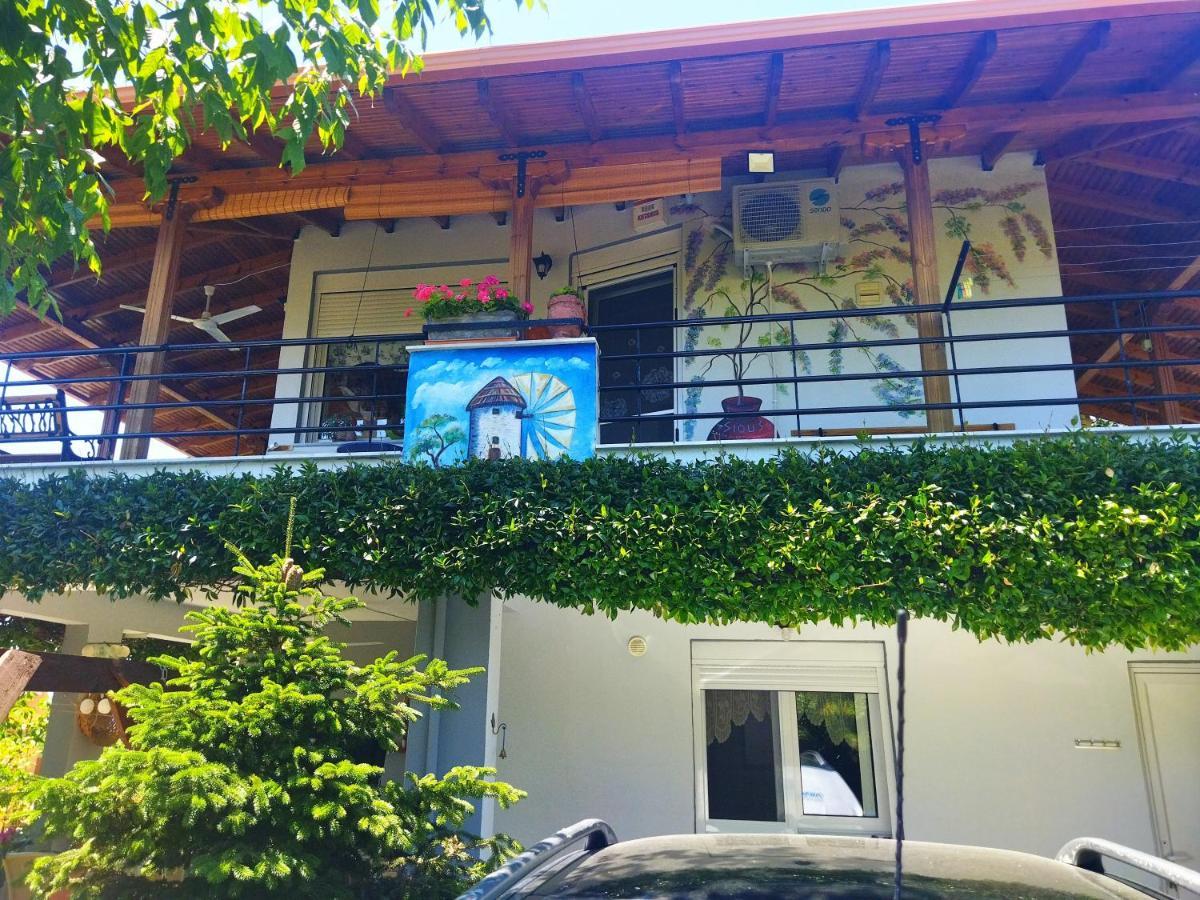 Adam'S Holiday House 2019 Kariani Ngoại thất bức ảnh