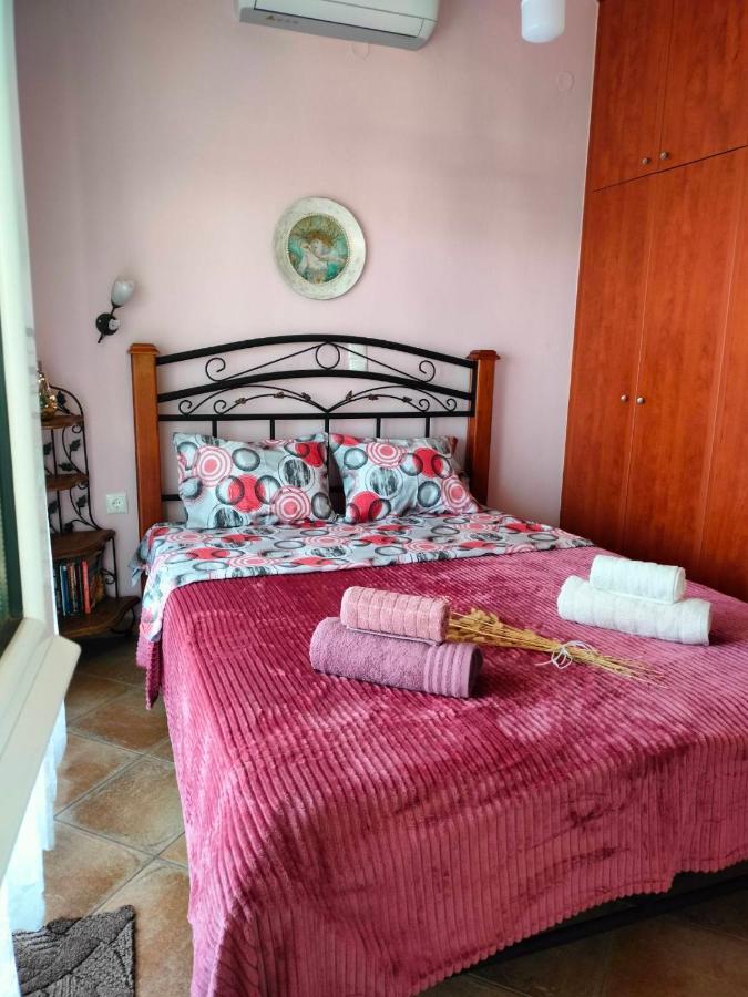 Adam'S Holiday House 2019 Kariani Ngoại thất bức ảnh