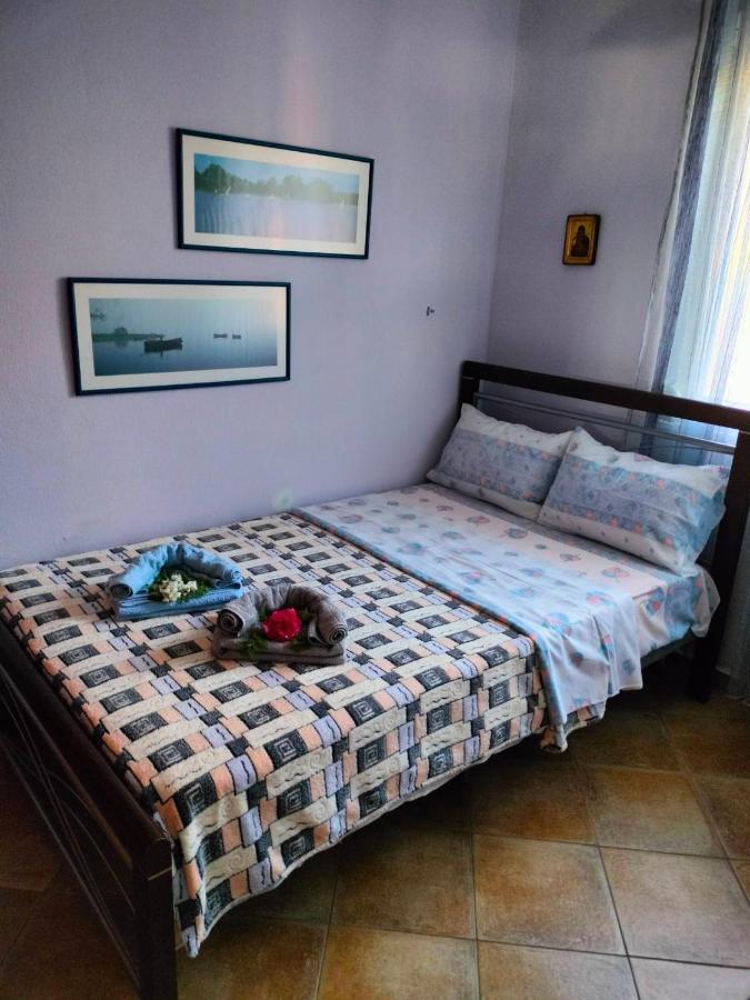 Adam'S Holiday House 2019 Kariani Ngoại thất bức ảnh
