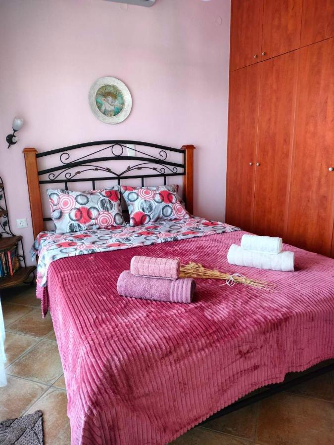 Adam'S Holiday House 2019 Kariani Ngoại thất bức ảnh