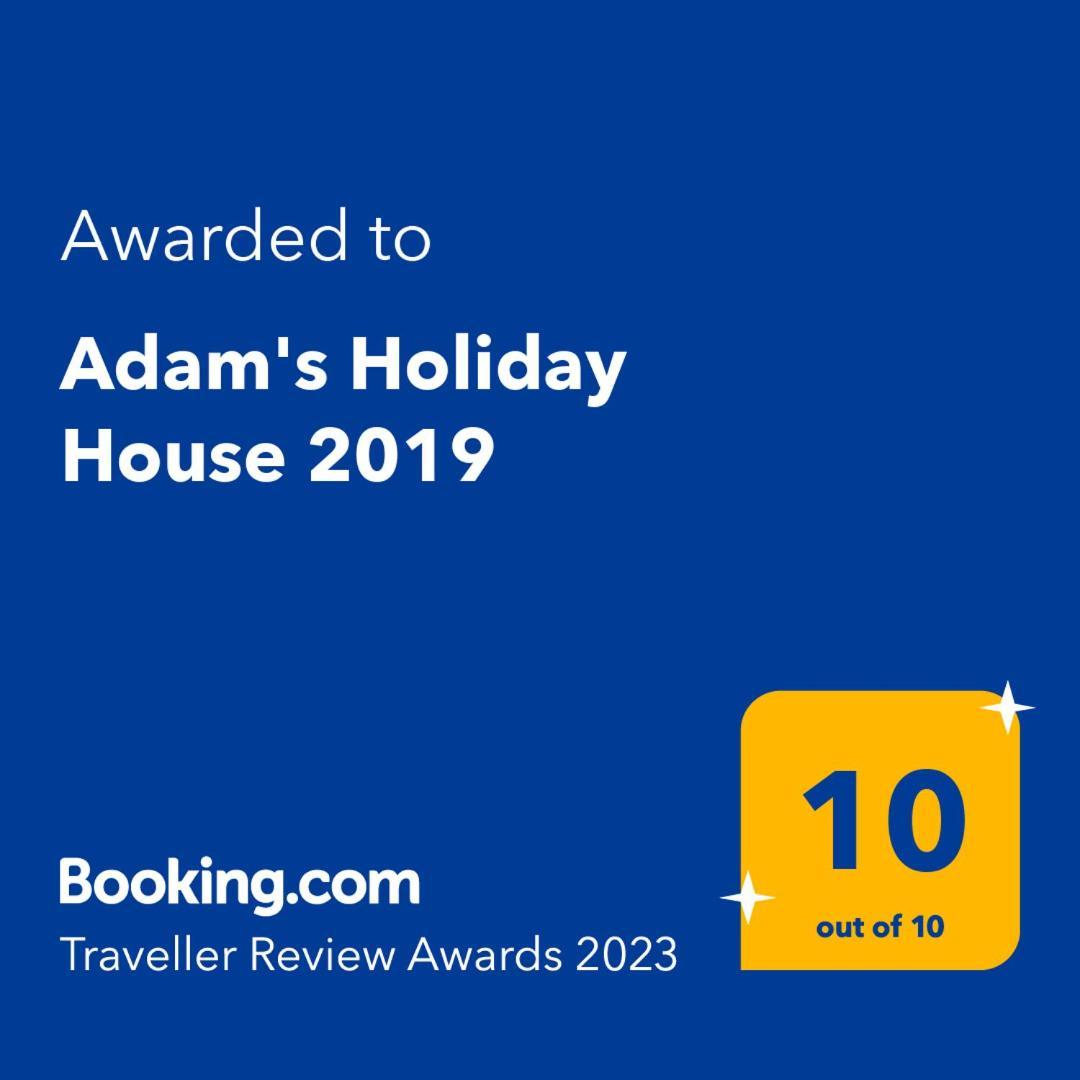 Adam'S Holiday House 2019 Kariani Ngoại thất bức ảnh