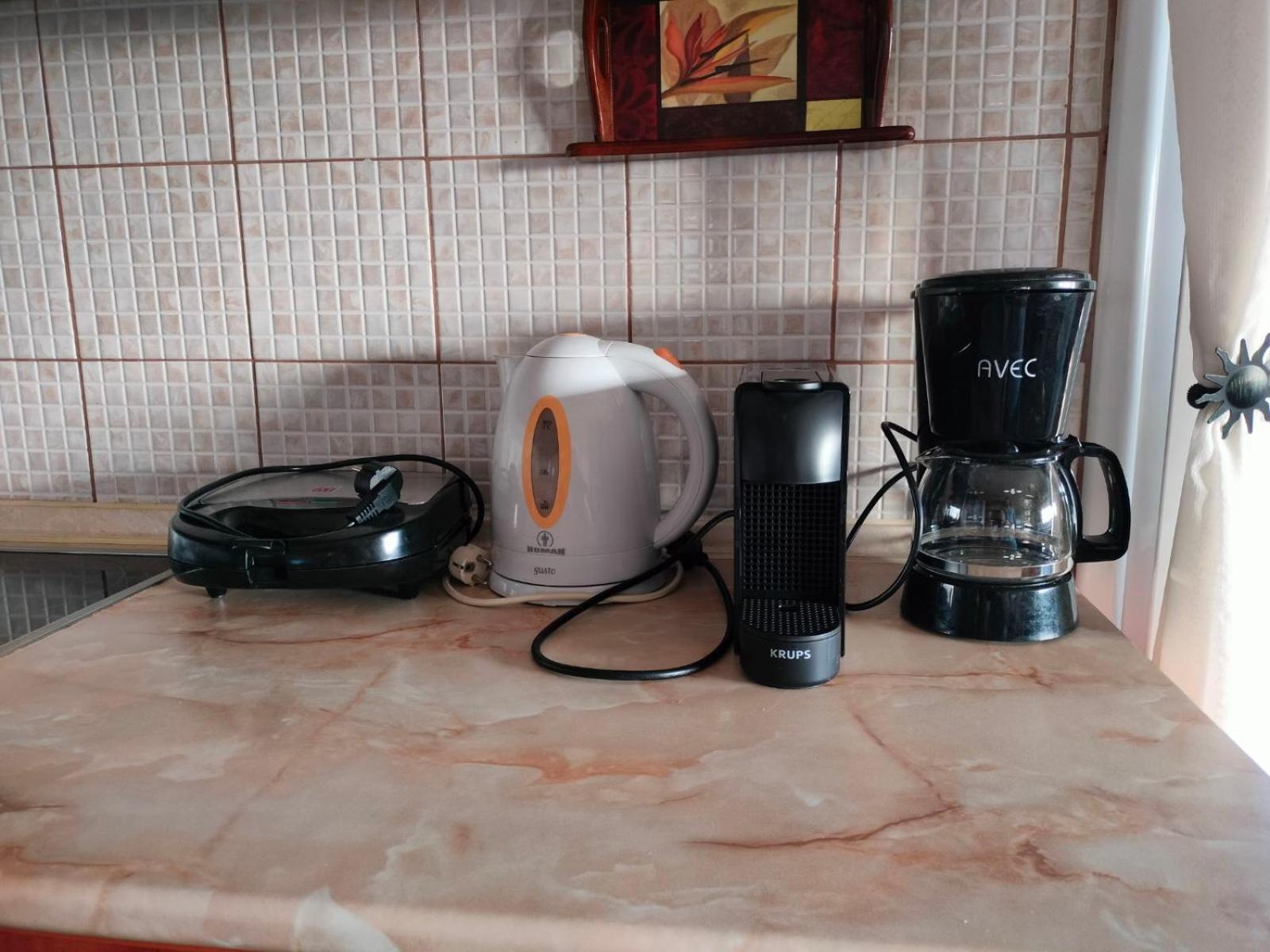 Adam'S Holiday House 2019 Kariani Ngoại thất bức ảnh