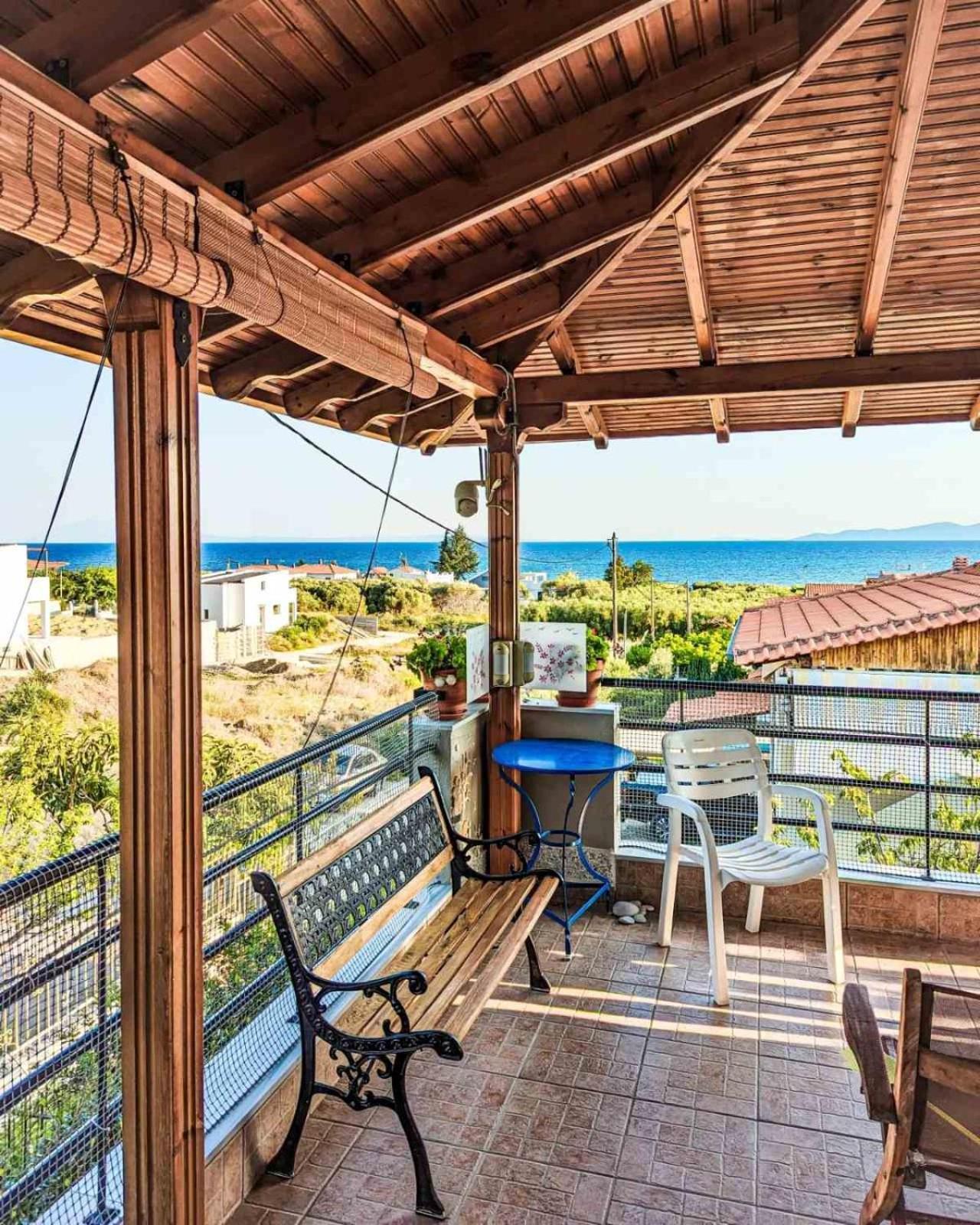 Adam'S Holiday House 2019 Kariani Ngoại thất bức ảnh