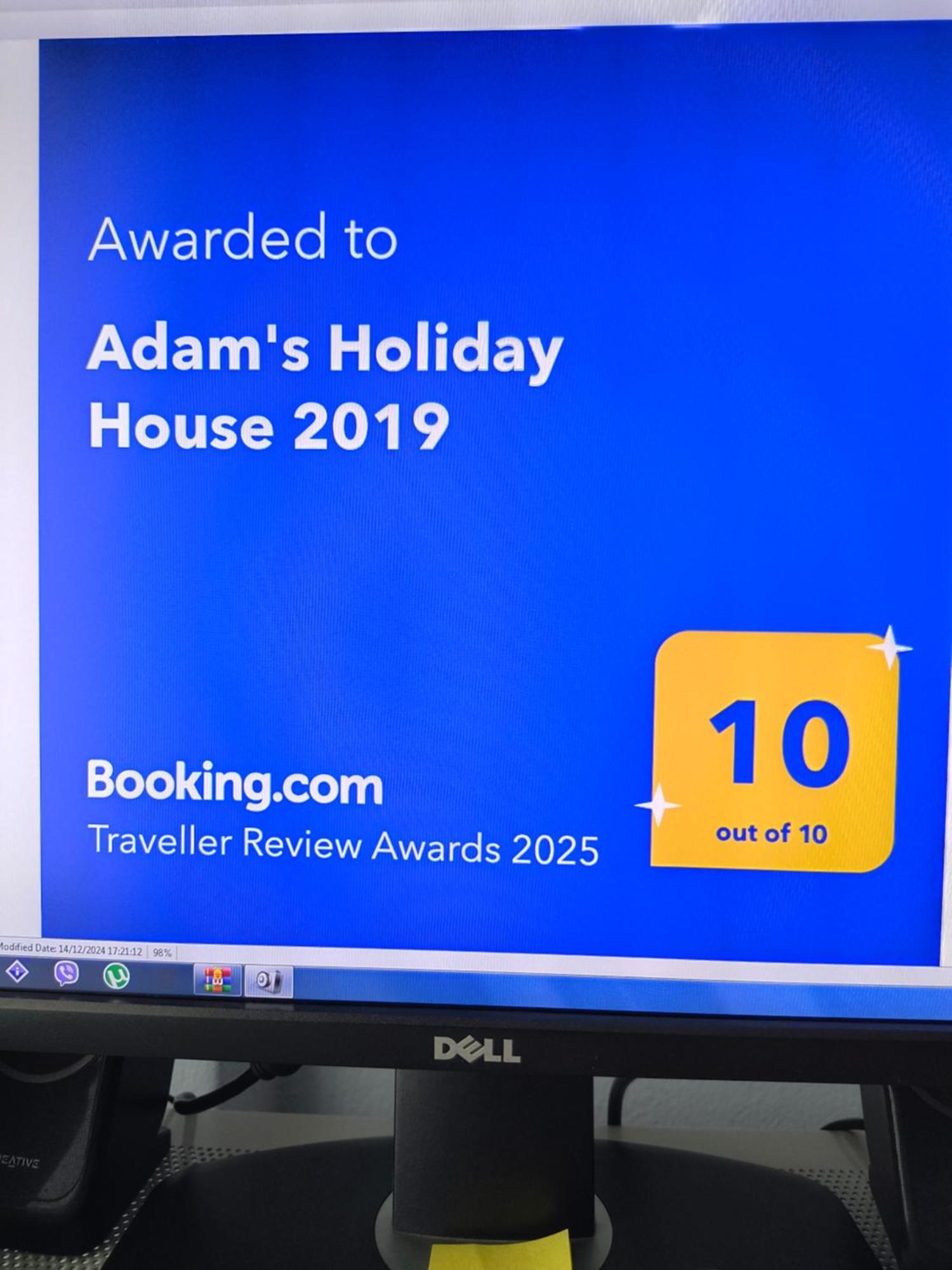 Adam'S Holiday House 2019 Kariani Ngoại thất bức ảnh