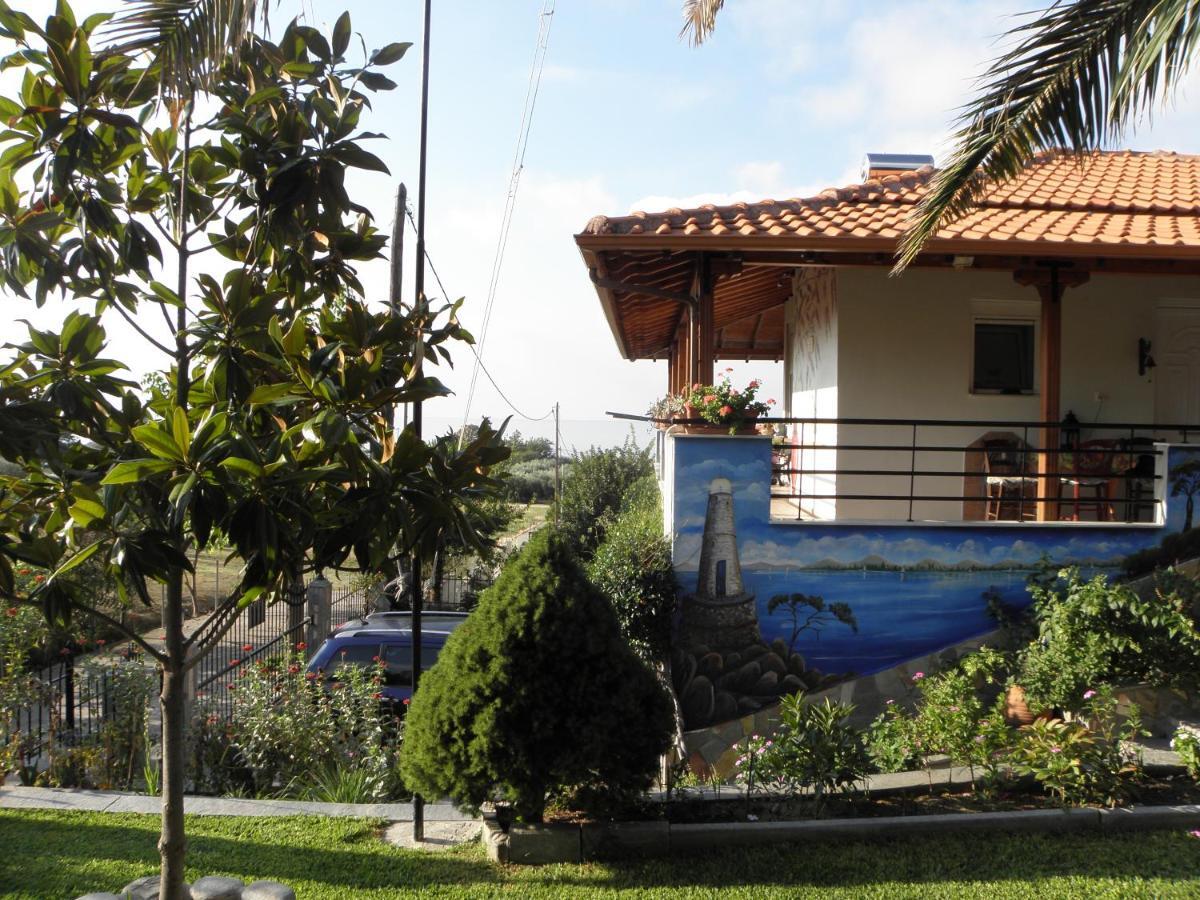 Adam'S Holiday House 2019 Kariani Ngoại thất bức ảnh