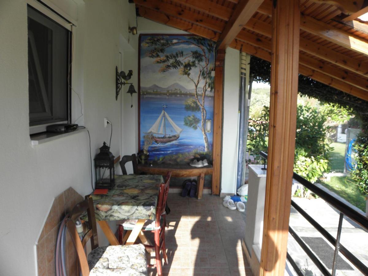 Adam'S Holiday House 2019 Kariani Ngoại thất bức ảnh